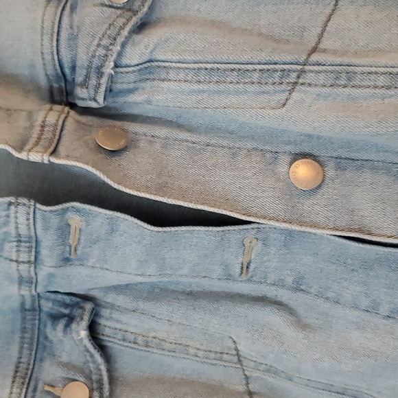 Jean jacket - Picture 3 of 3